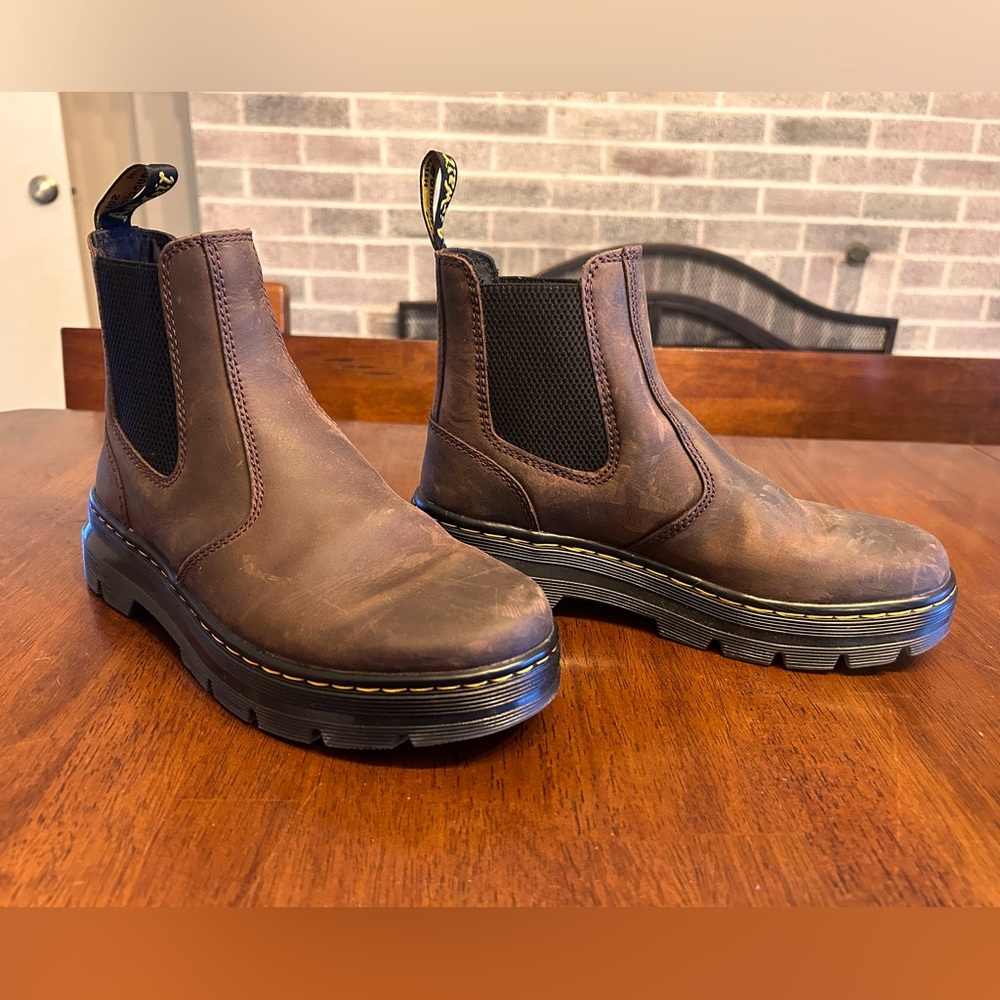Dr. Martens Chelsea Boot
